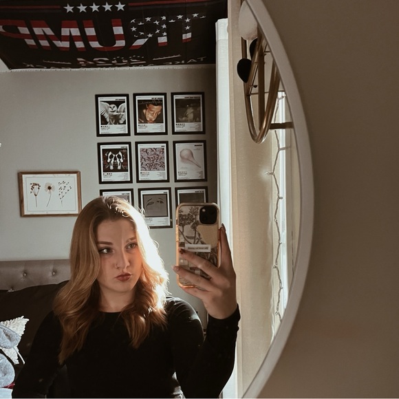 Meet your Posher, Hayley Jade - Picture 6 of 15